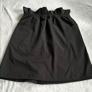 Lululemon Charcoal Black Skirt with Ruffle Waist